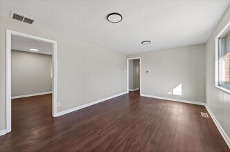 1801 W Morris St in Indianapolis, IN - Building Photo - Building Photo