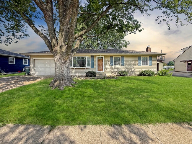 3920 Knoll Ridge Dr