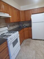 156-50-156-78 78th St in Queens, NY - Building Photo