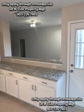 468 Maplegrove Rd in Cedar Hill, TX - Building Photo - Building Photo