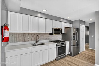 217 Orange Ave in Irvington, NJ - Building Photo - Building Photo