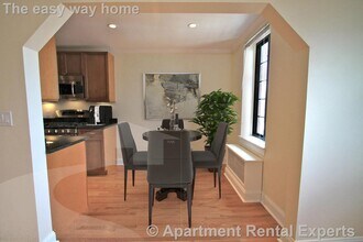 60 Brattle St, Unit #402 in Cambridge, MA - Building Photo - Building Photo