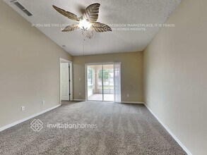 214 Oak Branch Dr in Edgewater, FL - Foto de edificio - Building Photo