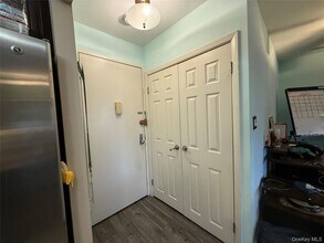 55 Monroe Blvd in Long Beach, NY - Building Photo - Building Photo