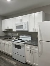 229 E 13th St in Chester, PA - Building Photo - Building Photo