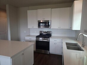 1007 Tillman Ln in East Bernard, TX - Building Photo - Building Photo