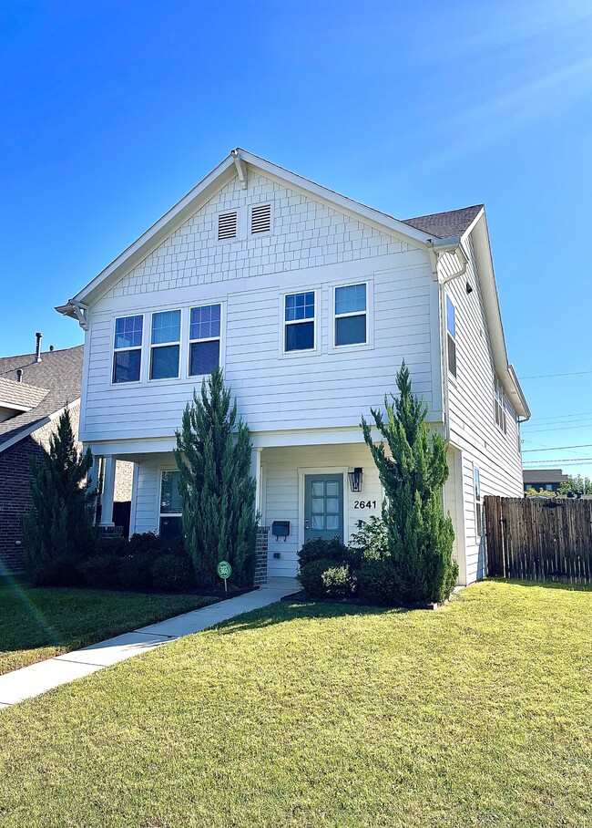 property at 2641 Frazier Ave