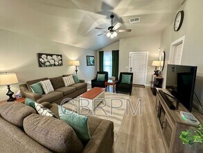 2014 132nd St in Lubbock, TX - Building Photo - Building Photo