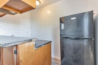 847 W 43rd St in Los Angeles, CA - Building Photo - Building Photo