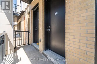 9-519 Steckley House Ln in Richmond Hill, ON - Building Photo - Building Photo