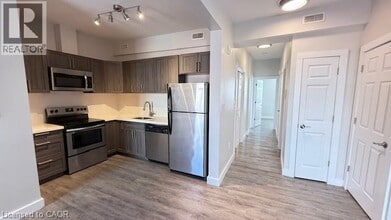 161 Wellington St N in Hamilton, ON - Building Photo - Building Photo