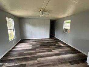 105 Rhine St in Interlachen, FL - Building Photo - Building Photo