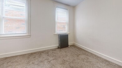 5728 Harbison Ave in Philadelphia, PA - Building Photo - Building Photo