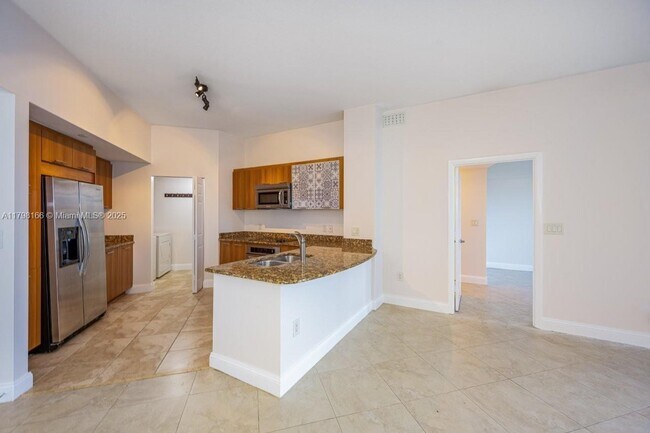 510 NW 84th Ave, Unit #624 in Plantation, FL - Building Photo - Building Photo