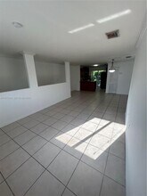 5655 NW 109th Ave in Doral, FL - Building Photo - Building Photo