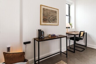 758 North Broadway-SI ID1379069P, Unit SI ID1379069P in Milwaukee, WI - Foto de edificio - Building Photo