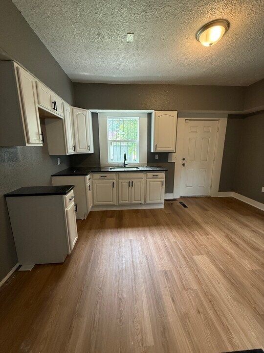 40 Pointview Ave, Unit 40 pointview in Dayton, OH - Foto de edificio