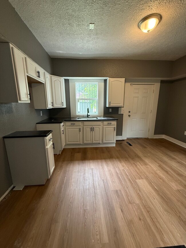 property at 40 Pointview Ave