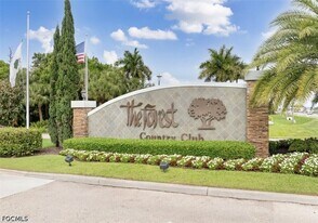 6113 Deer Run in Ft. Myers, FL - Building Photo