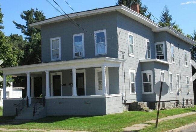 46 Front St, Unit 2