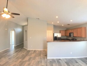 1897 Camino Rincon in Los Lunas, NM - Building Photo - Building Photo