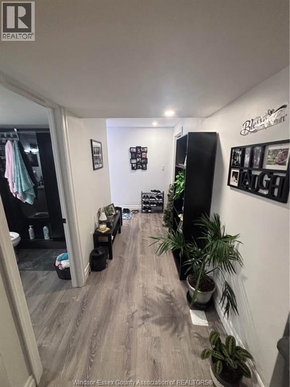 1884 Questa Dr in Windsor, ON - Building Photo - Building Photo
