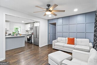 1326 Stella Cir SW in Mableton, GA - Building Photo - Building Photo