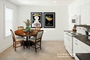 11 Barrows St, Unit 5A in Boston, MA - Building Photo