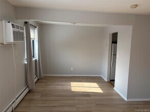 2 Brevoort Dr in Pomona, NY - Building Photo - Building Photo