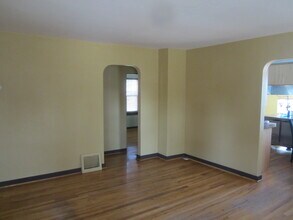 7605 Robinson Way in Arvada, CO - Building Photo - Building Photo