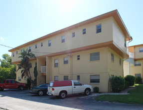 Riverside Village Apartments in Cocoa, FL - Building Photo - Building Photo