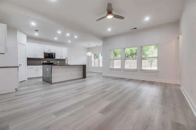 5567 Butternut St in Dallas, TX - Building Photo - Building Photo