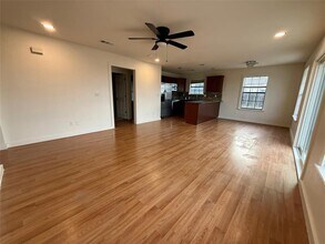 21003 Boggy Ford Rd in Lago Vista, TX - Building Photo - Building Photo