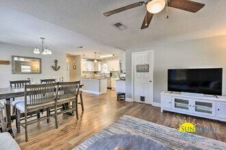 4 Spencer Ct in Fort Walton Beach, FL - Building Photo - Building Photo