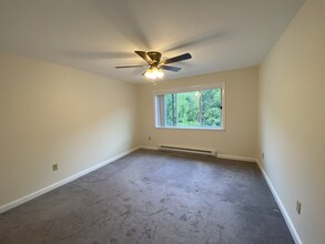 74 Beach St, Unit 3-6 in Woburn, MA - Building Photo - Building Photo