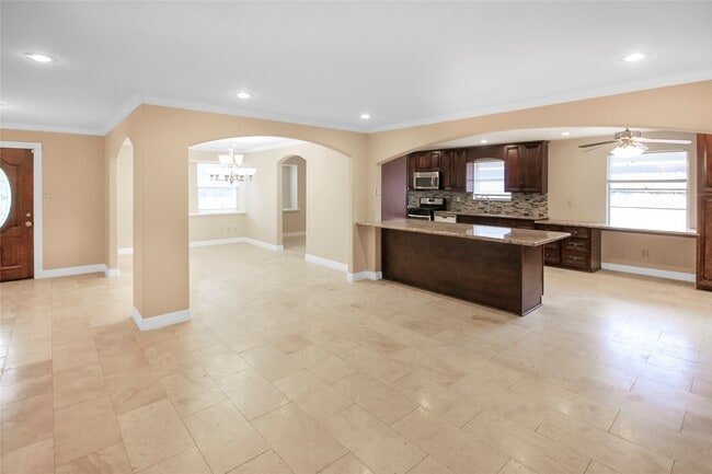 property at 5738 Willowbend Blvd