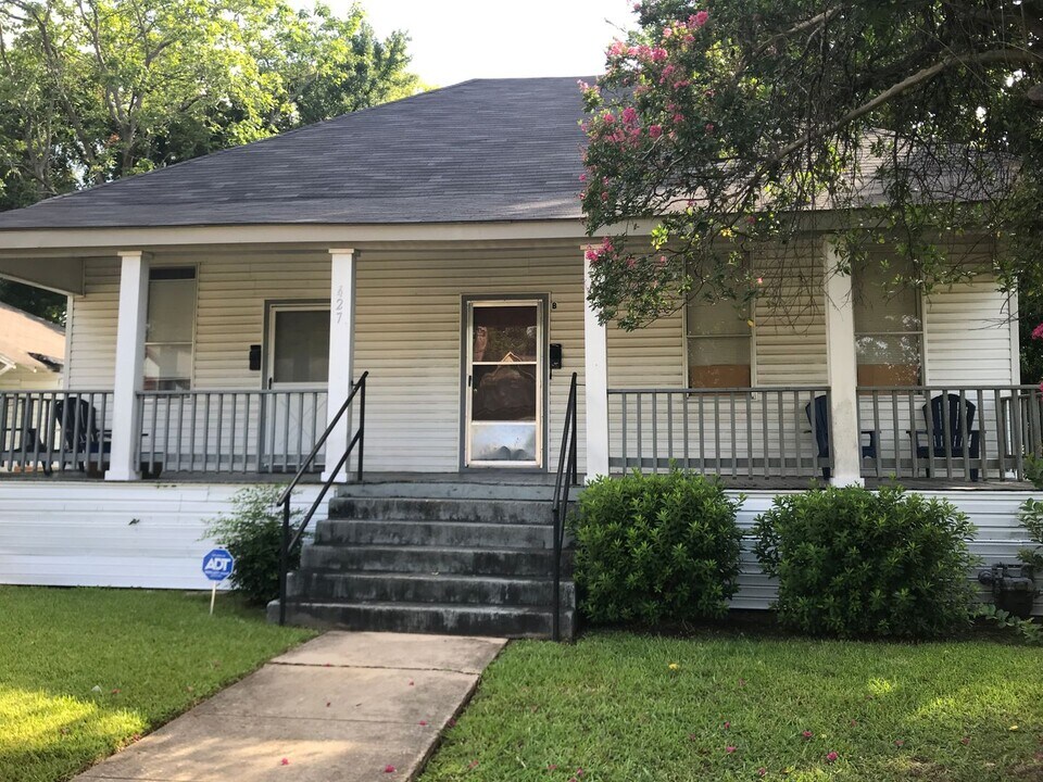 427 14th St in Alexandria, LA - Building Photo