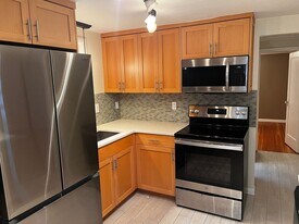 5016 Fir St in Blaine, WA - Building Photo