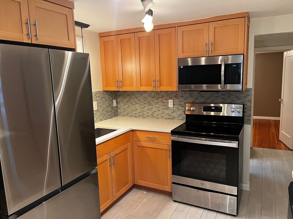 5016 Fir St in Blaine, WA - Building Photo