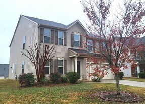 9 Brenau Pl in Simpsonville, SC - Building Photo