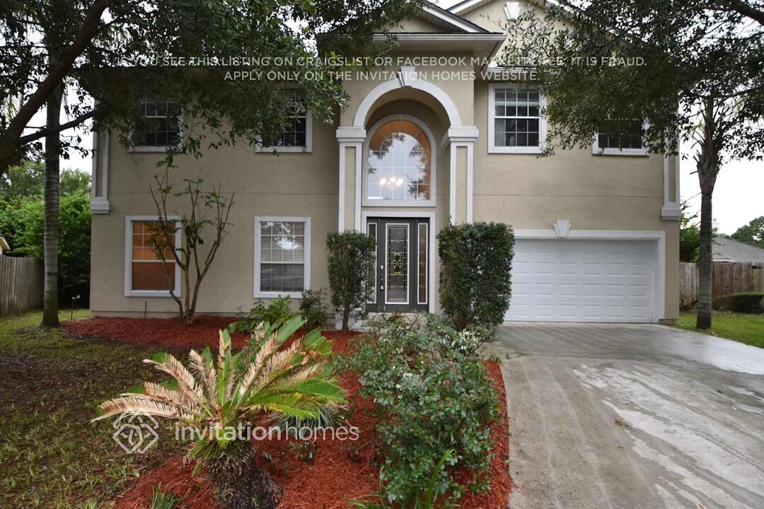 3095 Lynnhaven Ct in Orange Park, FL - Building Photo