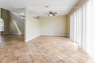 199 Berenger Walk in Royal Palm Beach, FL - Building Photo - Building Photo