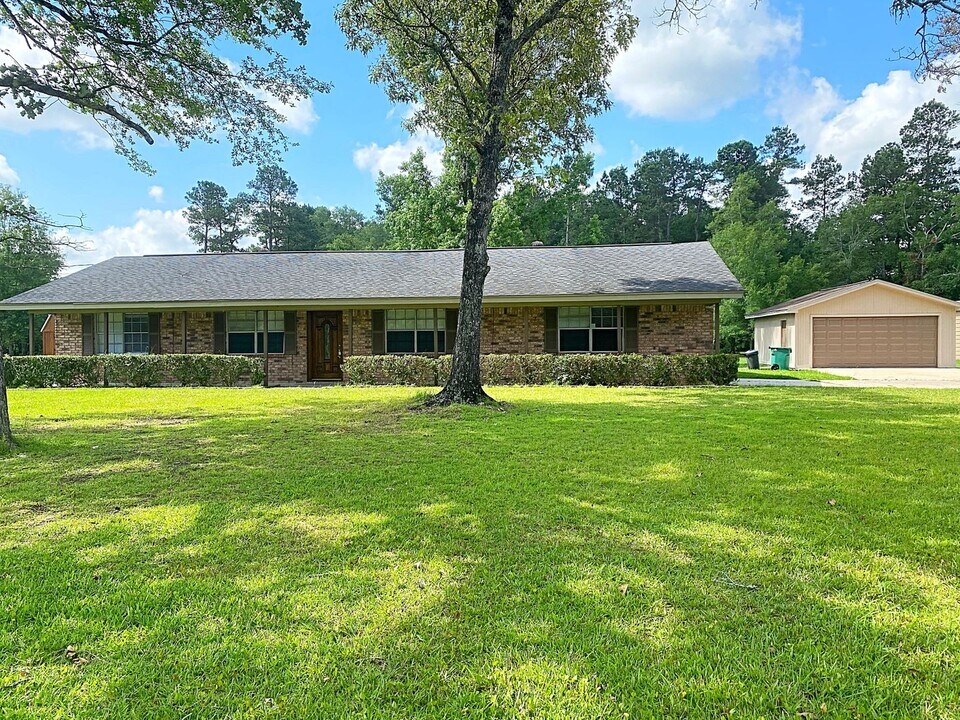 150 Corbett St in Vidor, TX - Building Photo