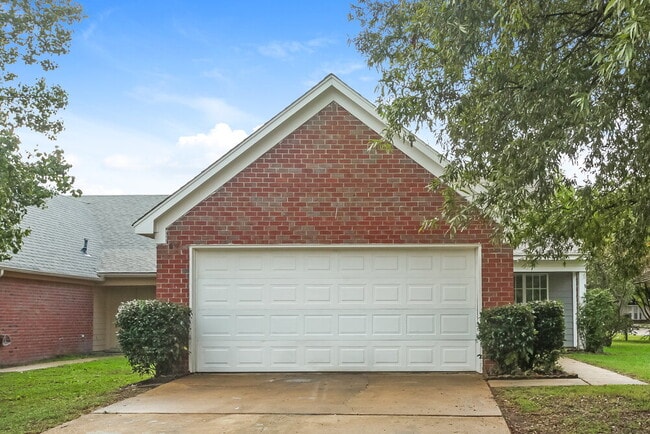 property at 923 Remington Cove