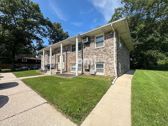 property at 2591 Parkview St