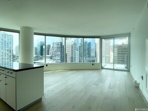 301 Main St in San Francisco, CA - Building Photo - Building Photo