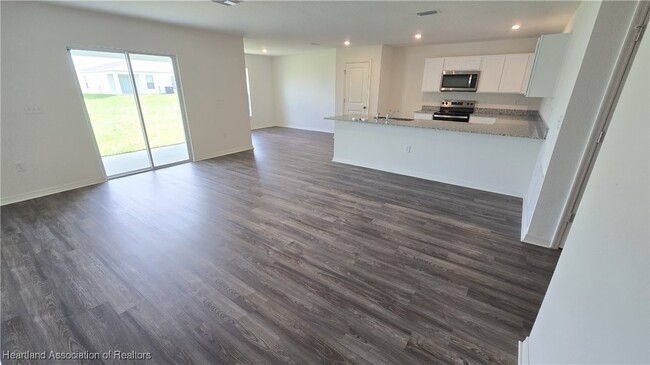 1848 Grand Ridge St in Sebring, FL - Building Photo - Building Photo
