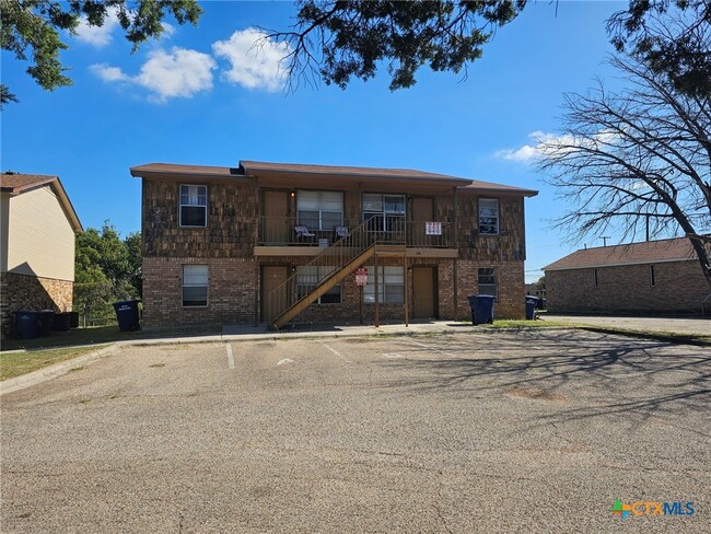 property at 104 W Anderson Ave