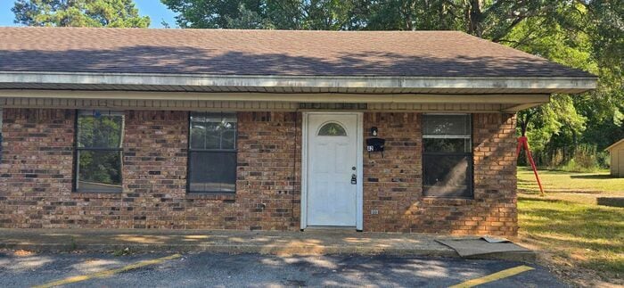 1708 Alpine Rd in Longview, TX - Building Photo