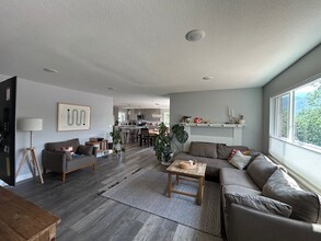 205 Yale Ave in Colorado Springs, CO - Building Photo - Building Photo